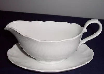  Kaiser Pattern Romantica All Whiteribbed Scalloped Shape Gravy Attached/plate • $32.95