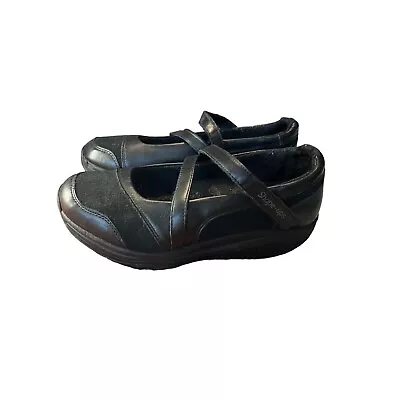 Skechers Women's Shape-ups Black Leather Walking Sneakers Casual Shoes Size 8.5 • $25