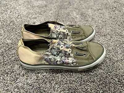 Ladies ED HARDY Slip On Sneakers Green Size 4 • $18.99