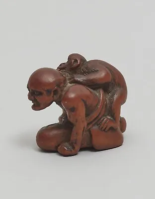 Antique Netsuke Of And Old Man And Monkey In Boxwood By Minko - Meji- (Lempertz) • £784.17