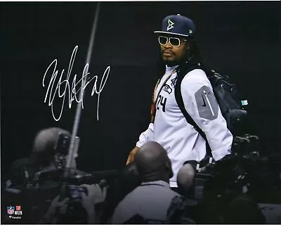 MARSHAWN LYNCH Press Conference - Autographed 8x10 Photo (RP) • $14.99