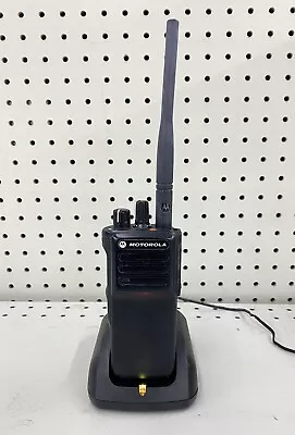 VGC Motorola XPR 7350e AAH56JDC9WA1AN VHF 150.8 - 173.4MHz Two Way Radio Charger • $349.99