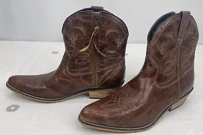 Dingo Adobe Rose Brown Leather Cowgirl Short Boots Booties Womens Sz 10W NEW • $24.99