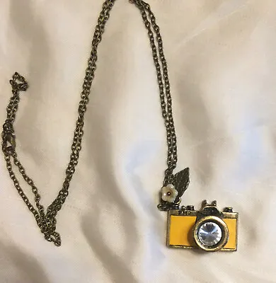 Vtg Necklace Yellow  Enamel Antique Camera W Rhinestone Long Chain BIDEL FM2. • $9.50