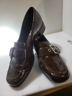 MICHELLE D WOMENS BROWN CROCODILE  PRINT BROWN SHOE Size 6.5M Flats Loafers • $39.95