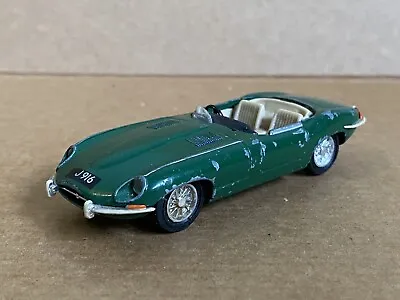 Matchbox Dinky Collection Jaguar E-Type 1:43 1968 Die Cast Rare Green. • £5