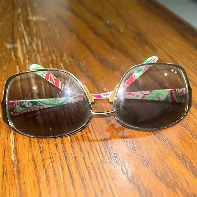 Vera Bradley Womens PinWheel Pink Sunglasses UV400 Polarized • $24.99