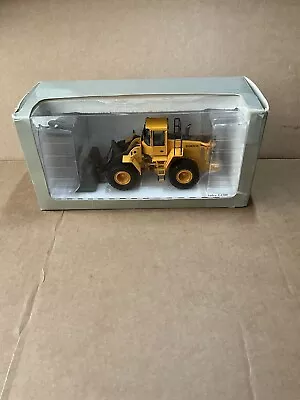 Motorart VOLVO L150E Wheeled Loading Shovel In 1:50 Scale. Boxed • £29.99