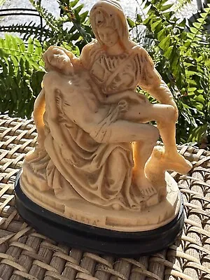VTG JESUS Mary PIETA Sculpture Italy Santini Michaelangelo Catholic Statue Signe • $49.97