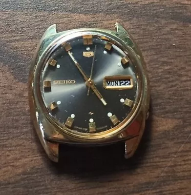 Vintage Seiko 5  Mens Watch Runs Fast • $129