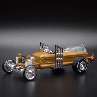 Barris The Dragula Munsters Special Ed. 1:64 Scale Diorama Diecast Model Car • $11.99