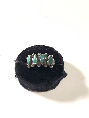 Vintage Navajo Sterling Silver Petit Point Green Turquoise Ring Sz 8  • $48