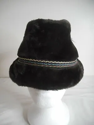 Vintage Black Faux Fur Like Fedora Style Hat Size S Feather Owl Accent  • $29.99