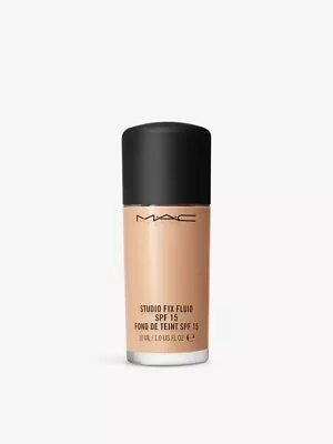 M·A·C Studio Fix Fluid SPF 15 Foundation - Light/Medium Beige (C3.5) • £25.99