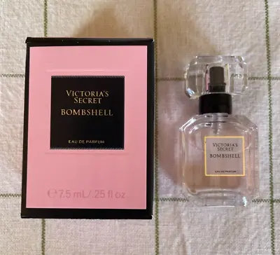 Victoria's Secret Bombshell 0.25 Fl. Oz. Eau De Parfum/ Perfume In Box .25 • $16.99