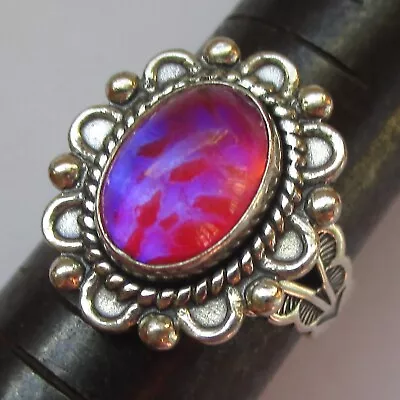 Size 4.5 Vintage Southwestern Concho Sterling Silver Dragon's Breath Glass Ring • $34.99