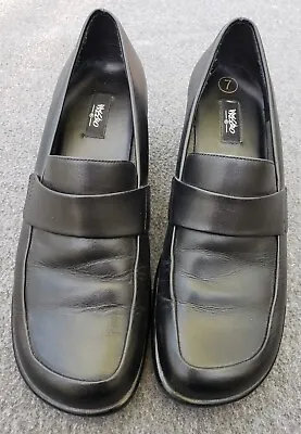 Mossimo Black Slip On Shoe Women's Size 7  2 Inch Block Heel Leather Upper • $9.99