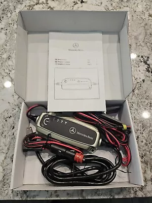 Mercedes-Benz 12v Battery Charger • $50