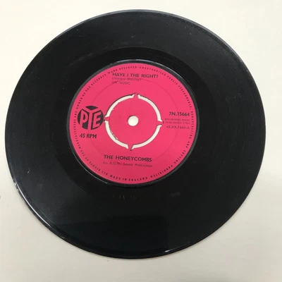THE HONEYCOMBS - Have I The Right -  Please Don't Pretend Again - 7-15664 • £0.50