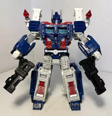 Transformers Ultra Magnus. • $30