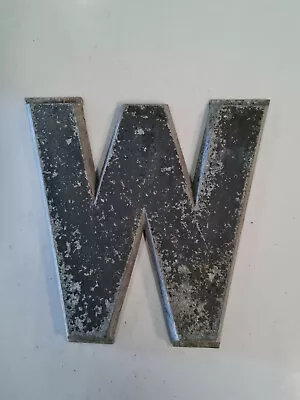 Vintage DRIVE-IN Movie Theatre MARQUEE LETTER - W - Black Metal 22cm Cinema Sign • $11.06