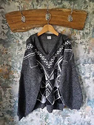 Sheena Mens Grey Vintage 90s Style Patterned Pullover Cosby Knit Acrylic Jumper • $20.95