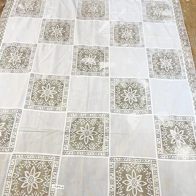 $24.99 • Buy Vintage Lace Tablecloth Rectangle White Flowers Cottagecore Retro