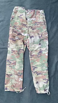 Original US Forces Multicam Camouflage Pattern Combat Trousers - Medium Regular • £39.99