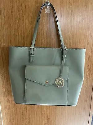 Green Michael Kors Medium Jet Set Handbag • $48