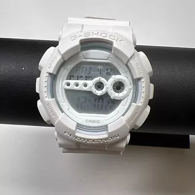 Casio Men's G-Shock GD100WW-7 White Round Dial Belt Digital Wristwatch • $29.99