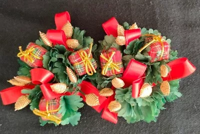 £5 • Buy Set Of Two  Vintage Gifts And Bows Candle Holder Rings