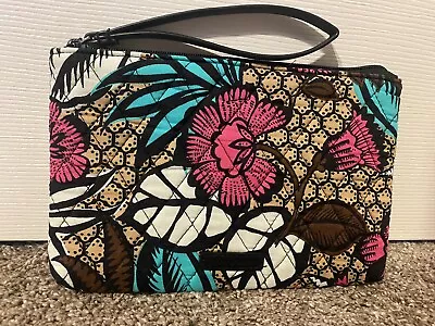 ***Vera Bradley Escapade Wristlet~Canyon Road~NWT!!*** • $16.99