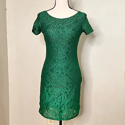 Zara Emerald Green Lace Sheath Dress - Size M • $25