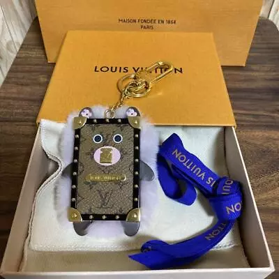 Genuine Louis Vuitton Trunk Charm C084 • $545.98