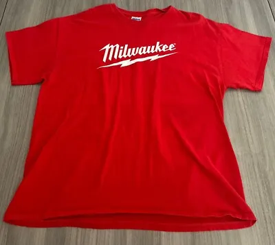 Vintage Milwaukee Tools Gildan TShirt Mens XL Red M18 Fuel Driven To Outperform • $11.99