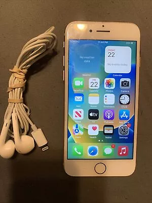 IPhone 8 Rose Gold - 64GB - Unlocked Nice Condition!! • $70