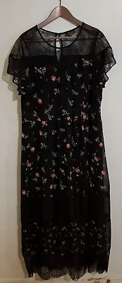 City Chic Black Floral Maxi Dress Size S/16 VGC • $29