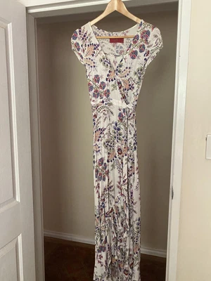 $35 • Buy Tigerlily Maxi Wrap Dress Size 6 Excellent Condition
