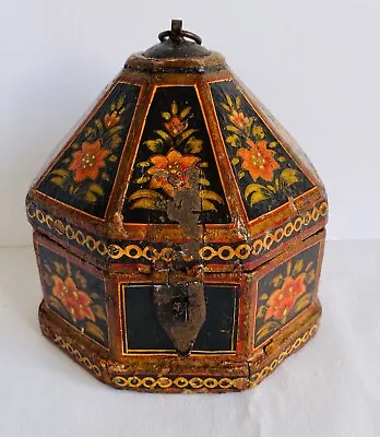 VINTAGE Decorated Triangle Paper Mache Storage Box Decorative Collectable  • $25.70