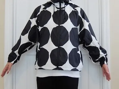 Marimekko X Uniqlo Pocketable Oversize Parka Windbreaker Excellent • $120