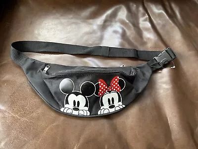 Disney Mickey/Minnie Mouse Fanny Pack Black Purse Adjustable Strap NWOT Peeking! • £9.63