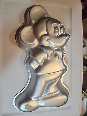 Walt Disney Mickey Mouse Full Body Wilton Cake Pan 1978 • $15