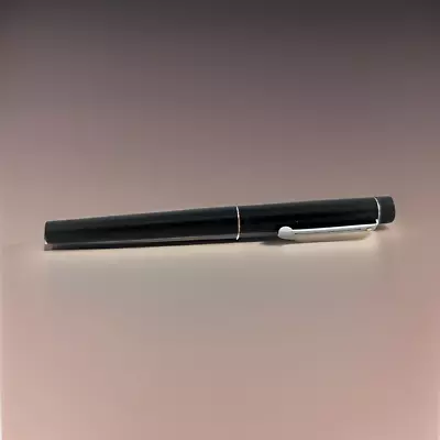 Vintage Sheaffer White Dot Black Metal Fountain Pen Read #7939 • $1.25