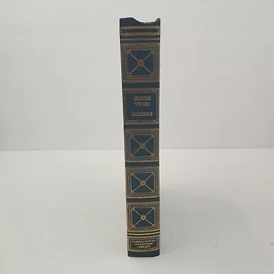 Oliver Twist International Collector's Library Hardcover Charles Dickens VTG • £9.62