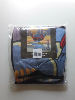 $19.99 • Buy Disney Lilo & Stitch Chillin' Throw Blanket 50  X 60  (127cm)