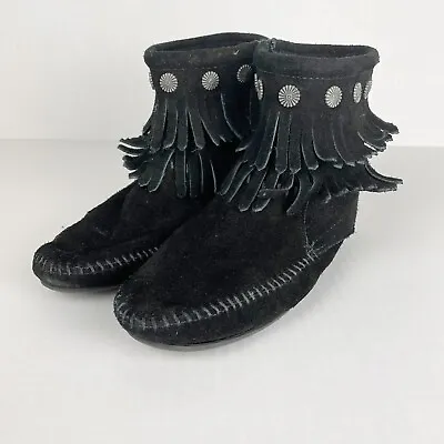 Minnetonka Tramper Black Suede Fringe Moccasins Ankle Boots Sz 6 • $25.99