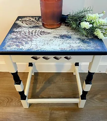 Bespoke Up-cycled ‘Ferns Forever’ Side/hall/lamp Table (off-white/black/bronze) • £60