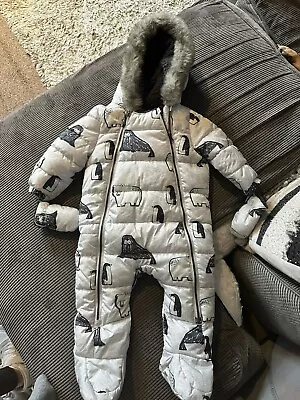 Baby Boy Rain/snow Suit 9-12 Months • £0.99