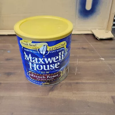 Vintage Maxwell House Coffee Tin With Lid • $15