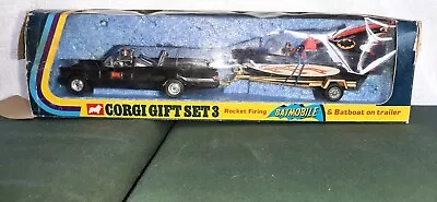 £861.62 • Buy CORGI TOYS BATMOBILE 267 & 107 BATBOAT GIFT SET 3 With The Rare Clear Screens 